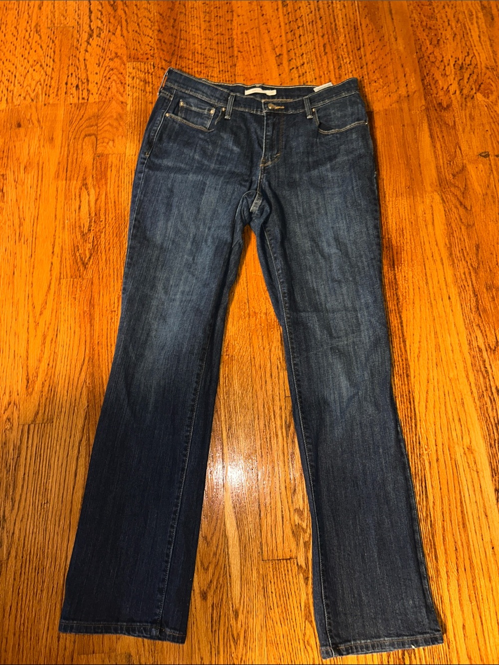 Levi's Classic Indigo Straight-Leg Women's Jeans